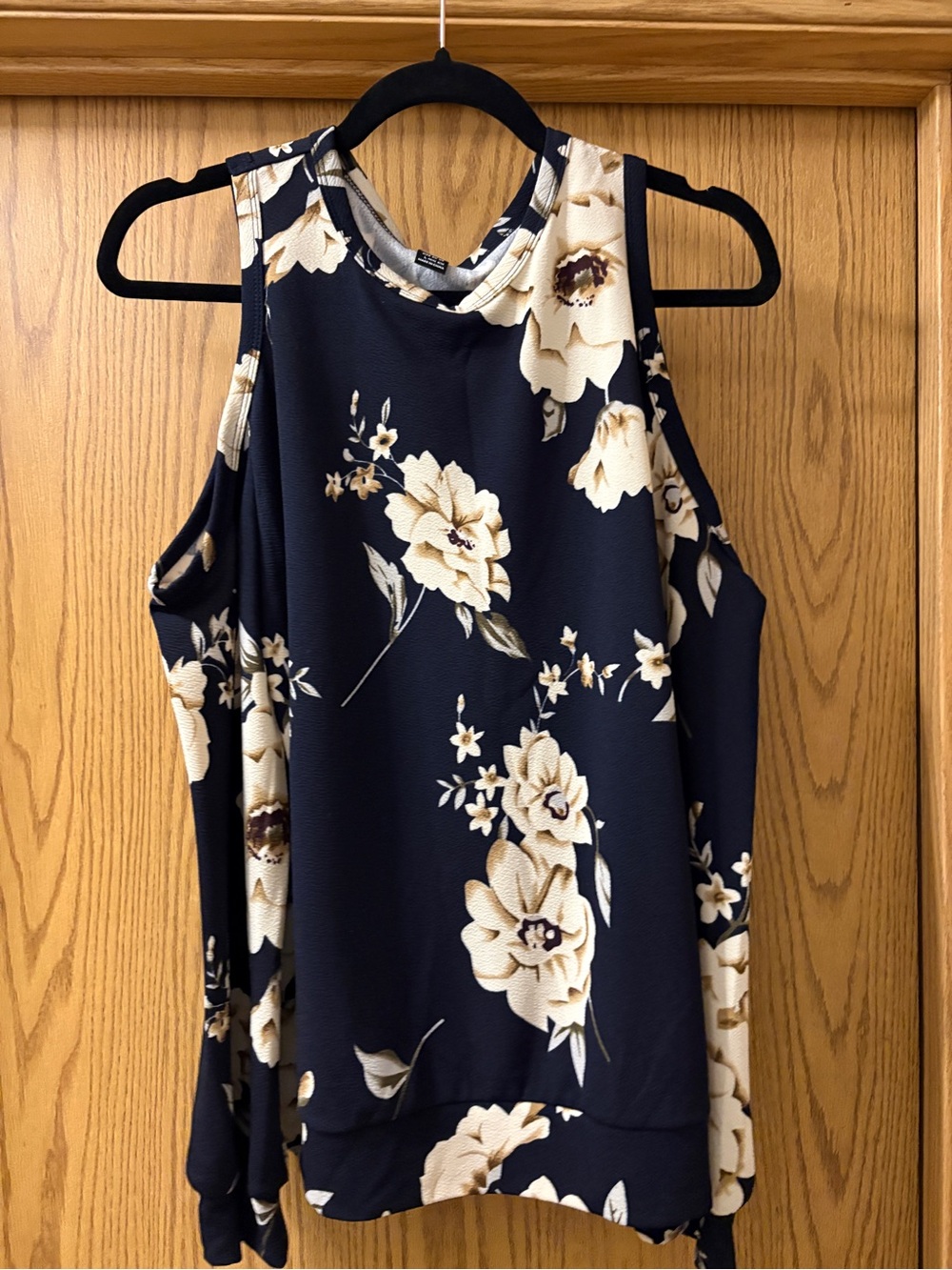 SHEIN Navy Tank Top with Cream Floral Print